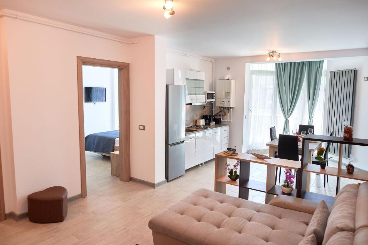 Rubic Apartment Spa N Pool Beach Resort Неводарі Екстер'єр фото