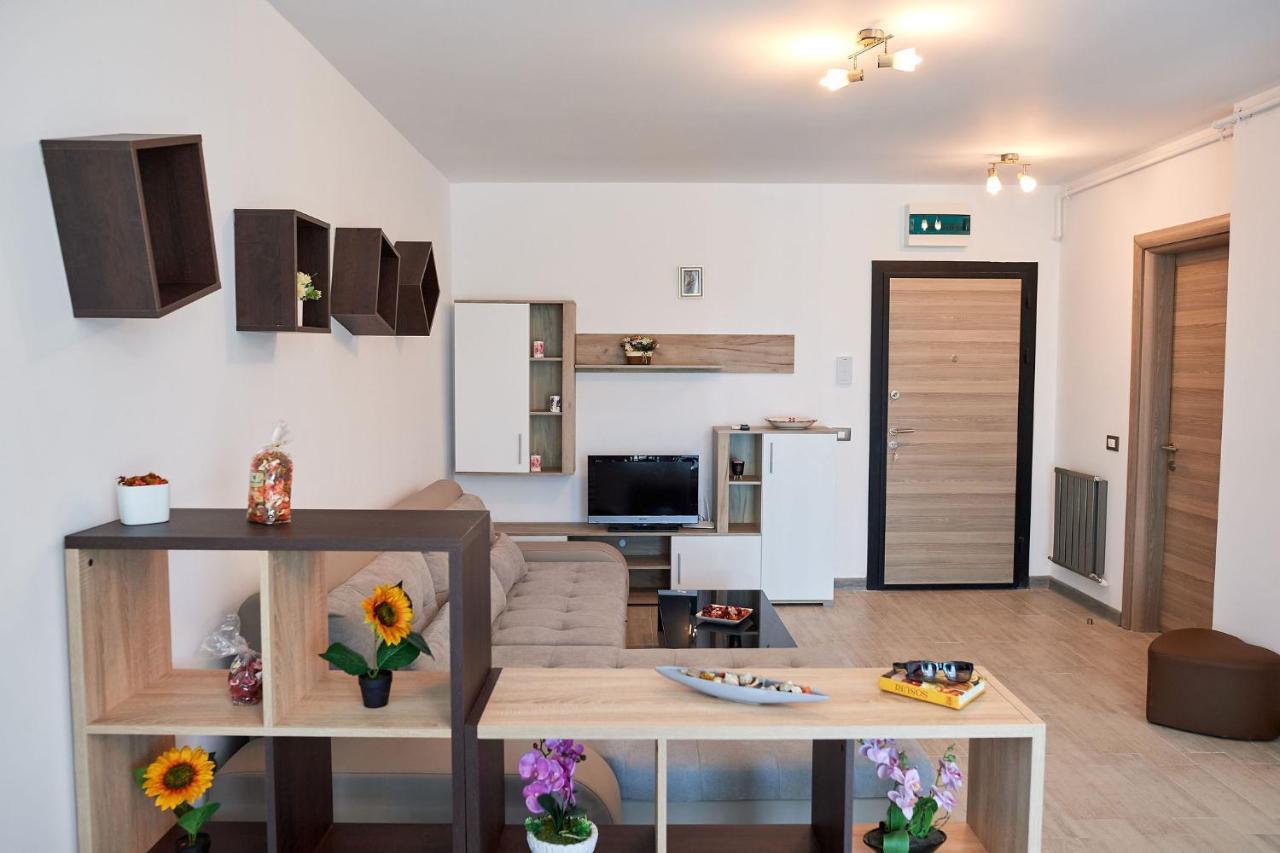 Rubic Apartment Spa N Pool Beach Resort Неводарі Екстер'єр фото